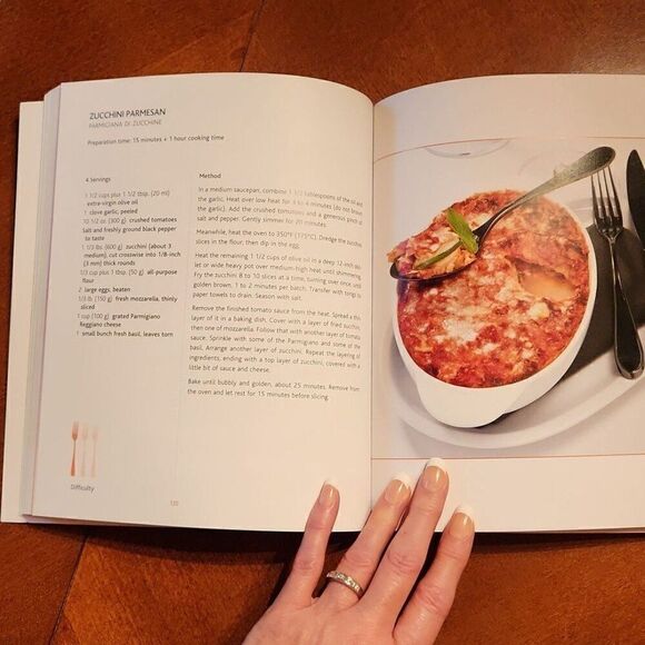 Vegetarian Mediterranean Kitchen Cookbook & Raw Food for Everyone Books Bundle - Picture 8 of 12